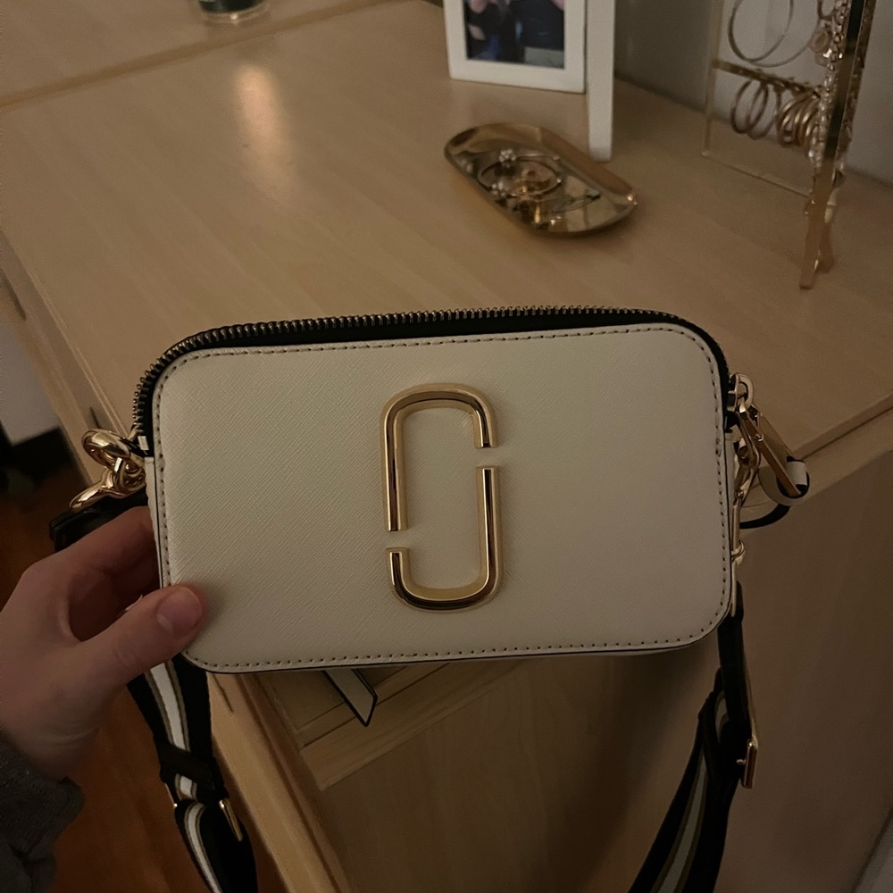 Brand new Marc jacobs snap shot bag purse